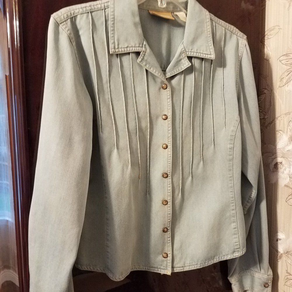 Denim jacket - Picture 1 of 5